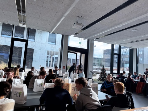 Engelbert-Kaempfer-Gymnasium zu Besuch in der Future Food Factory OWL, 19.12.24