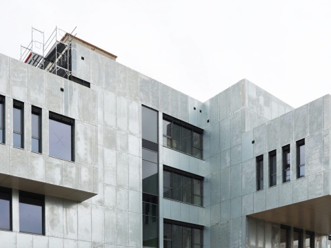 InnovationSPIN: Fassade als Glanzlicht