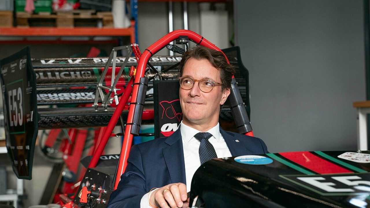 Ministerpräsident Hendrik Wüst zu Besuch auf dem Innovation Campus Lemgo, 18.11.24