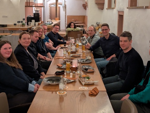 Stammtisch der AICommunityOWL am 25.3.25 im Café Vielfalt