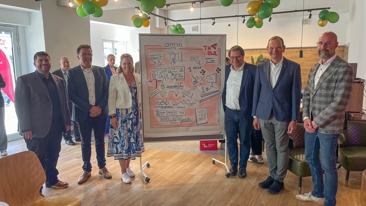 Technische Hochschule Ostwestfalen-Lippe eröffnet neuen Innenstadtstandort „Anno 1578“ in Lemgo