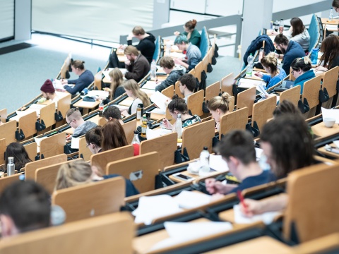 Von A wie Architektur bis V wie Virtuelle Produktentwicklung:  TH OWL punktet im größten Hochschulvergleich