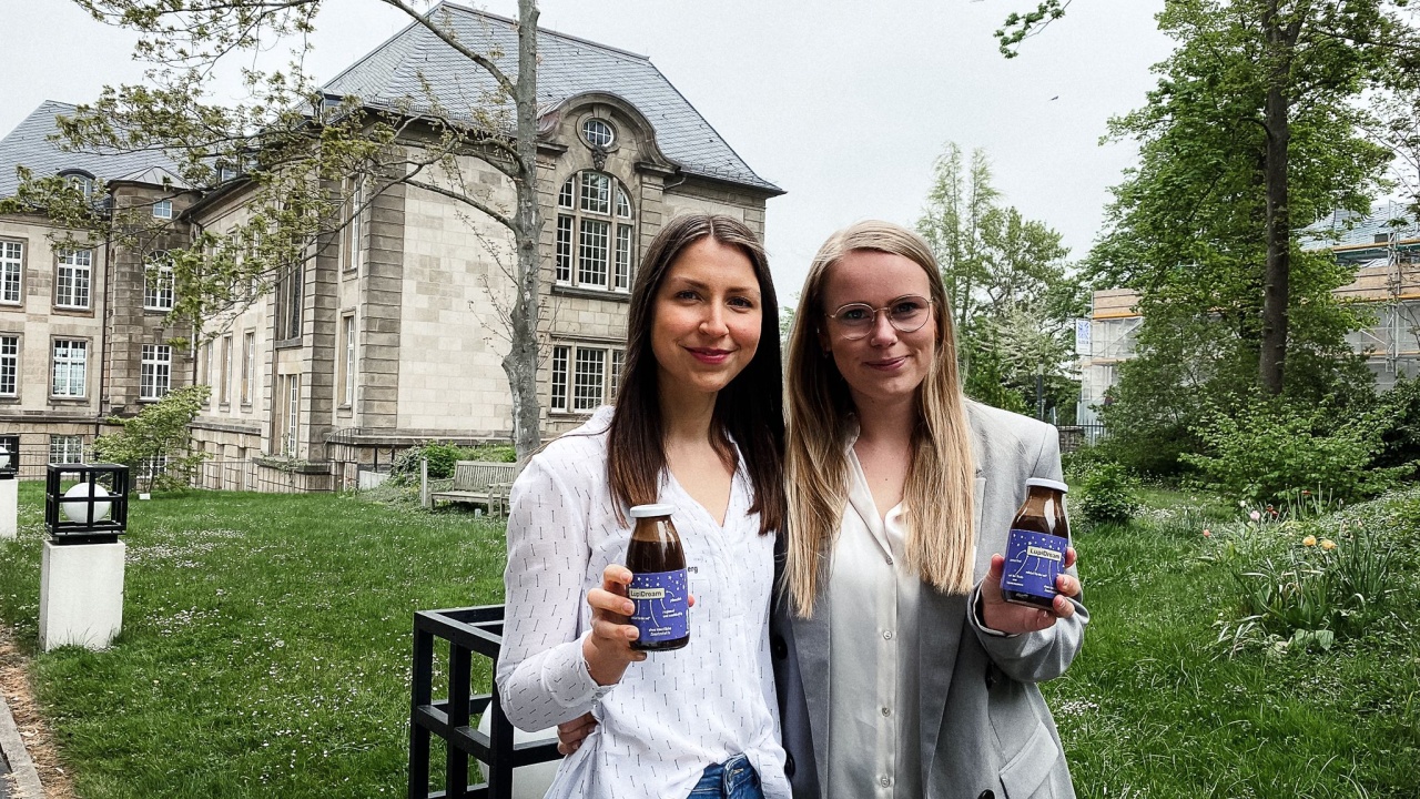 Nerv der Zeit: Studentinnen gewinnen Innovationspreis