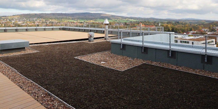 Ausblick: Dachterrasse bietet Blick in die Ferne