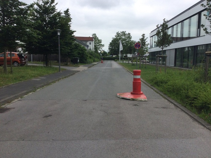Verkehrsberuhigung auf der Campusallee